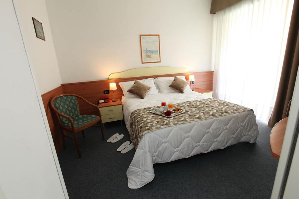 Hotel Derby S Lido di Jesolo Ngoại thất bức ảnh