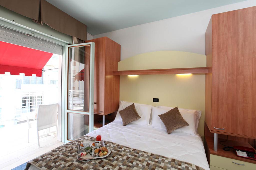 Hotel Derby S Lido di Jesolo Ngoại thất bức ảnh